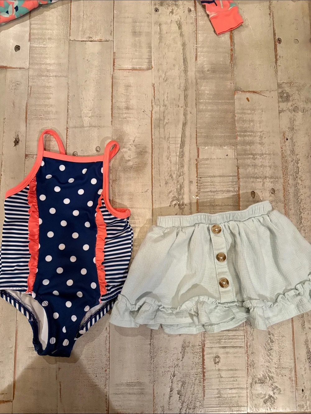 Carter’s 8 Piece 18 Month Baby Girl Bundle